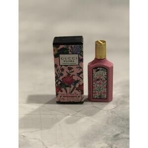 GUCCI FLORA GORGEOUS GARDENIA Eau De Parfum 0.16 fl oz/5ml Mini Dabber